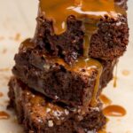 Brownie de caramelo salgado